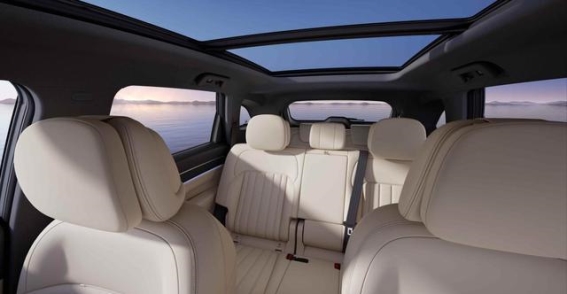 捷途山海L7 PLUS对比长安启源Q07：哪款插混SUV更适合家用