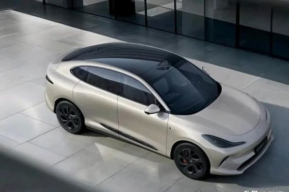 智己LS6成都车展首秀 引领增程与纯电双动力新时代