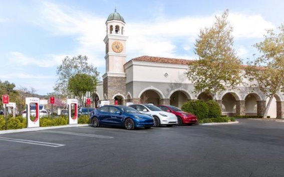 特斯拉欲超越日产：日本电动汽车市场的崭新战局