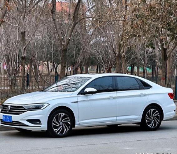 速腾L：燃油车中的经典之选，焕发全新活力