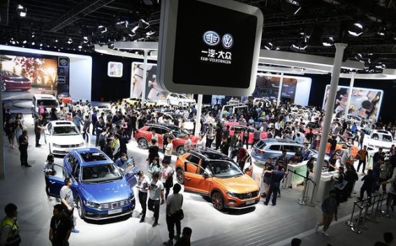 零跑B系列：2025成都车展的智慧出行新标杆