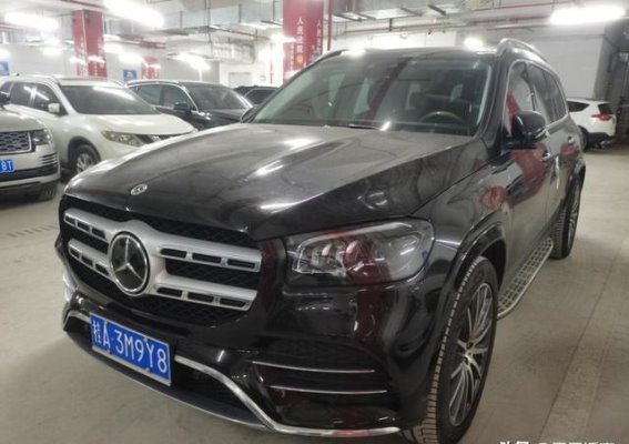 南宁奔驰GLS450二手车拍卖：71万元成交，二手豪车的市场风向