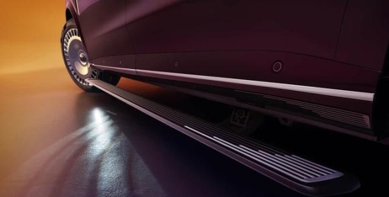 岚图泰山：中式奢华与智能科技的完美融合