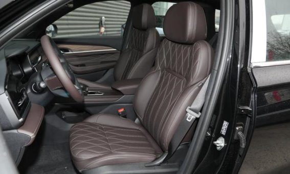 吉利星越L：用心设计的紧凑型SUV，品质与性能并存