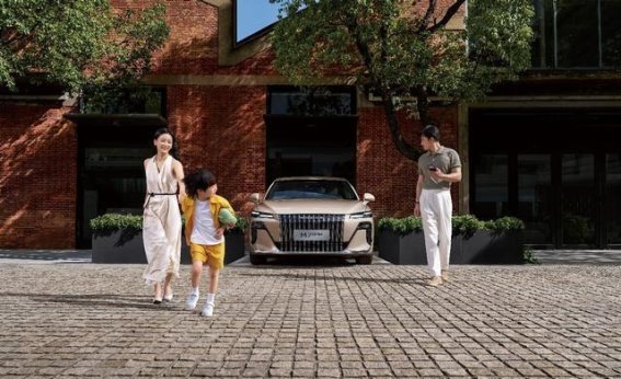 荣威M7 DMH正式上市：高端家轿的新标杆