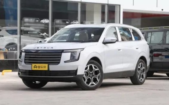 捷途X70L 2025款：为现代家庭量身定制的智能家用SUV