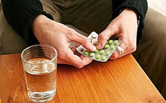 冠心病患者吃石榴要注意的四个关键点