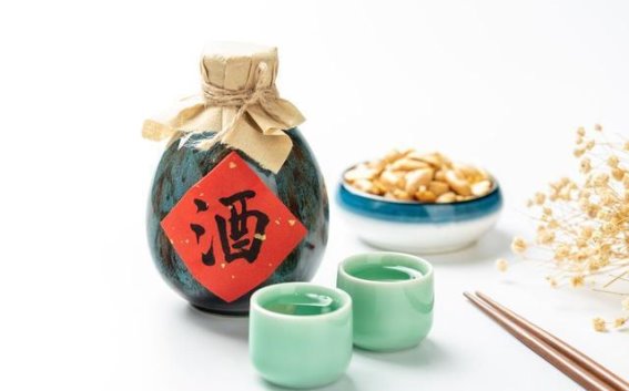 医生忠告：戒酒路上，这七件事千万别碰，否则害的就是自己