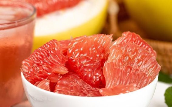 柚子助力肠道健康 便秘人群的天然调理秘诀