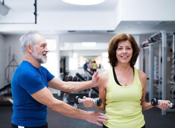 医生提醒：最伤脑的不是熬夜，而是日常4个隐形习惯