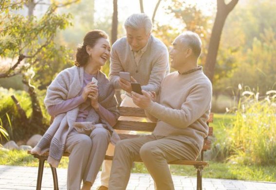 长寿的秘密：坚持这三件小事，比运动和睡眠更关键