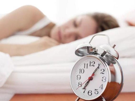 侧卧睡眠的秘密：让新陈代谢悄然提速