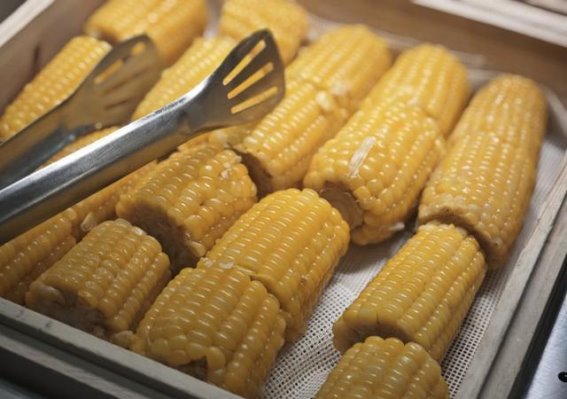 年轻人高血压的隐形威胁：身体3个信号不能忽视