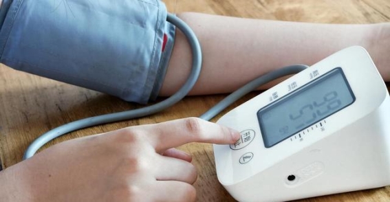 过了60岁，睡觉的“黄金时间”是否仍然是九点？