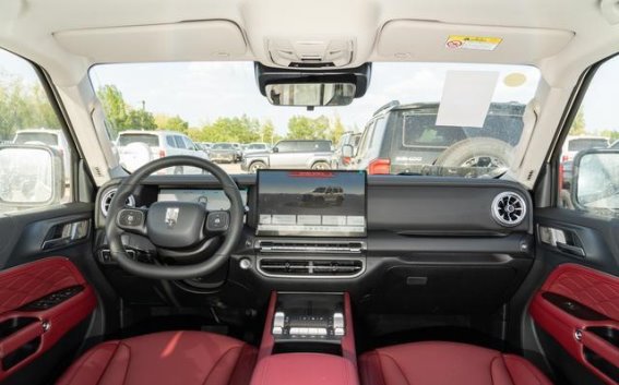 坦克300 Hi4-T宁德时代电池版：充电更快，动力更强，市场反应如何？