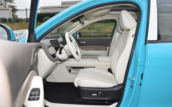 欧拉5：10万级纯电SUV的家用与智能平衡之道