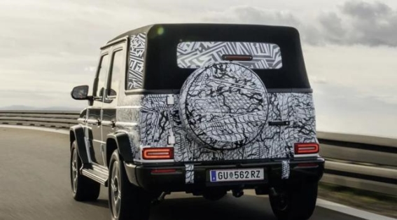 全新奔驰G级敞篷版曝光 四门软顶豪华硬派兼具