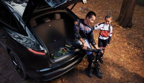 乐道L60黑骑士版限量上市，12月5日开启豪华电动新纪元