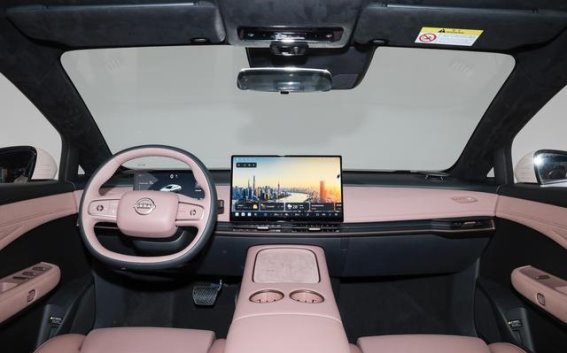 12万元价位下，东风日产N7家庭纯电轿车值得一试