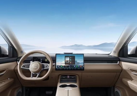 赛力斯蓝电E5 PLUS上市：续航与性能并重的中型插电混动SUV