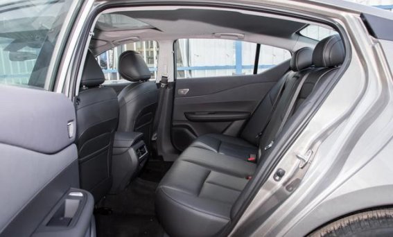 如何选择合资燃油车还是国产新能源车？2026款日产天籁为你解答