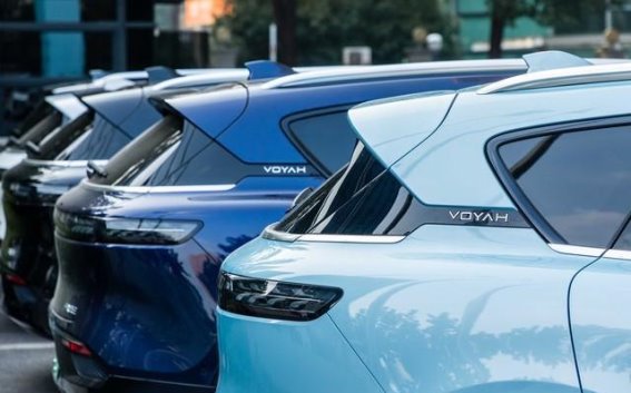 岚图泰山：将科技与情感融入豪华SUV的巅峰之作