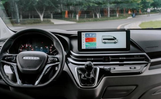 依维柯聚星：豪华与科技的完美融合，打造客运行业新标杆