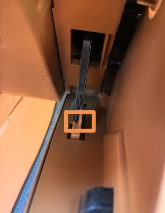 二代枭龙MAX空调滤芯更换体验