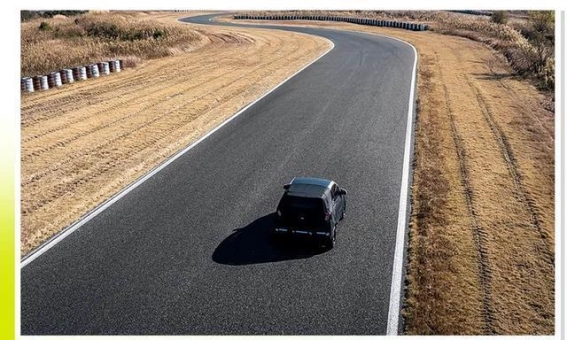 smart精灵2纯电双座车曝光，城市通勤新期待