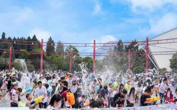 五一假期畅游云南民族村，感受多元文化的独特魅力