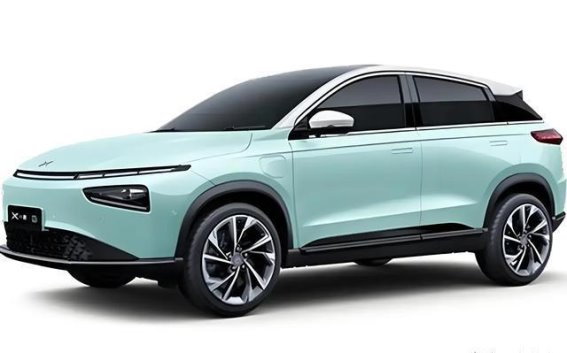 2025购车选择指南：电车与油车的全面对比分析