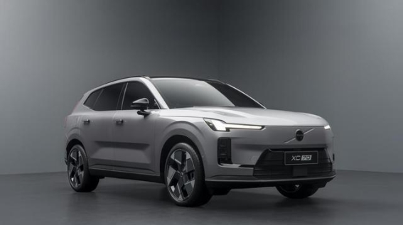 全新沃尔沃XC70登场，SMA超级混动架构引领未来