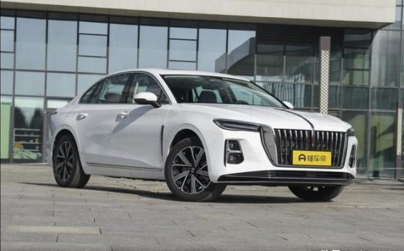 红旗H5 PHEV：技术与价格双杀，国产混动的崛起