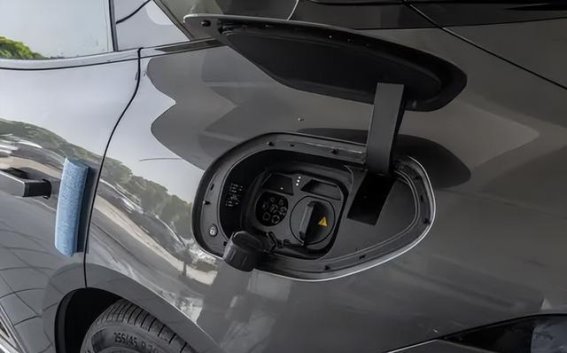 未来智能座驾的全维进化：阿维塔06的产品力深度解析