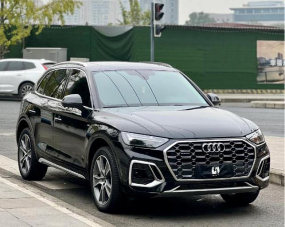 凯迪拉克全新XT5与奥迪Q5L对比评测：豪华SUV的终极较量