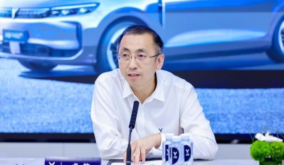 岚图汽车卢放：平衡销量与利润的理性追求