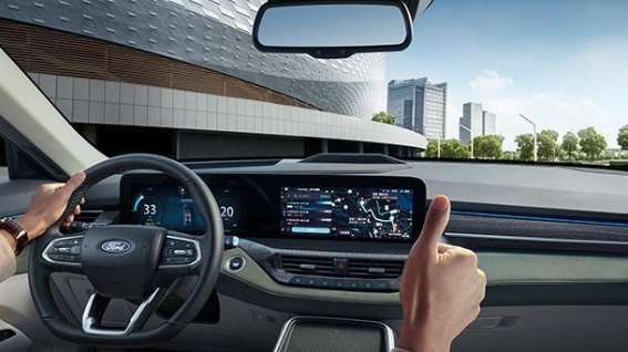 福特领裕新能源：高性价比七座SUV，1200km续航