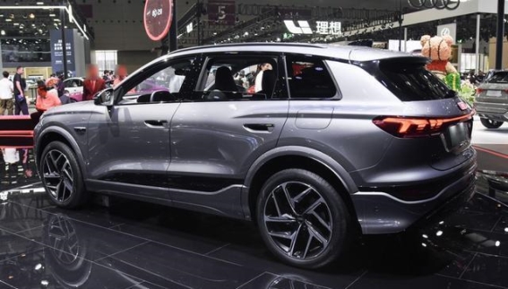 奥迪Q6L e-tron：豪华品牌能否在电动化潮流中迎头赶上？