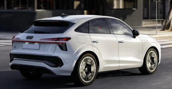 新一代奥迪Q3 Sportback：全新设计与动力再升级