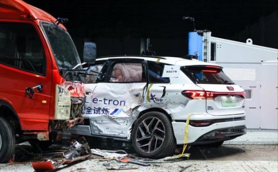 一汽奥迪Q6L e-tron连环碰撞：安全性能再度验证