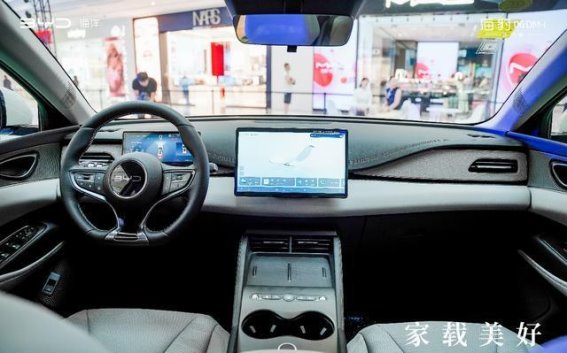 比亚迪海豹06DM-i旅行版：突破传统，亲民价格带来全新旅行车体验