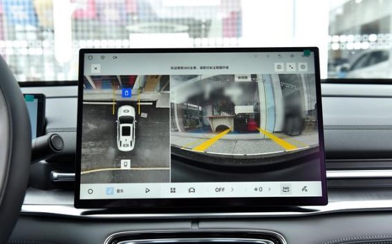 吉利银河A7全面解析 家用轿车的动力与智慧兼备之选