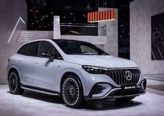 奔驰EQE SUV AMG：电动化中的性能传承与科技革新