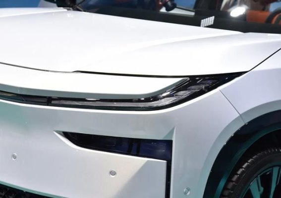 丰田铂智3X降价突围，10万起纯电SUV配14.6寸大屏刷新市场格局