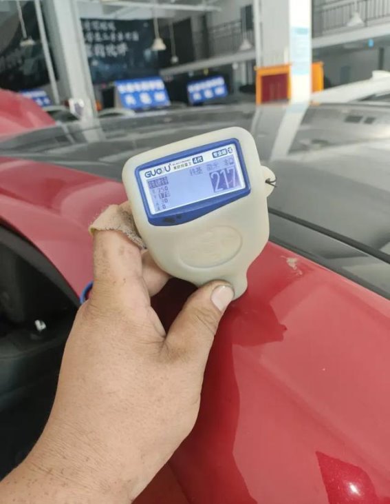 开了七年的红色奔驰C200运动版，现在入手还值吗？
