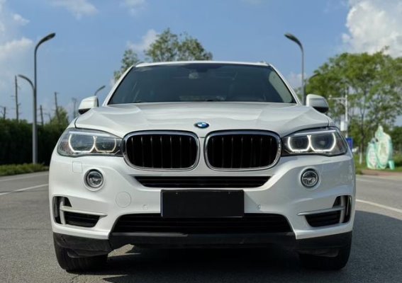 14万公里宝马X5，2014款xDrive35i典雅型，价格与性能的完美平衡