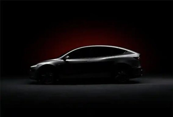 Model Y L六座版解析：跨界SUV的独特策略与市场价值