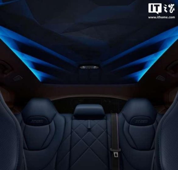 2025款宝马XM Label插电混动SUV：动力与豪华的完美融合