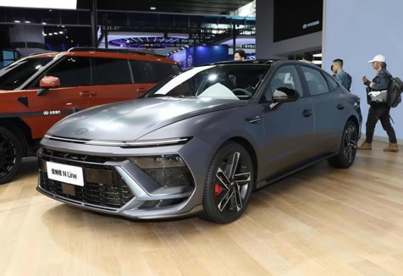 索纳塔：10万元起的中型轿车，是否值得入手？