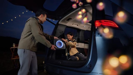 比亚迪夏：中大型智能MPV引领未来出行新潮流